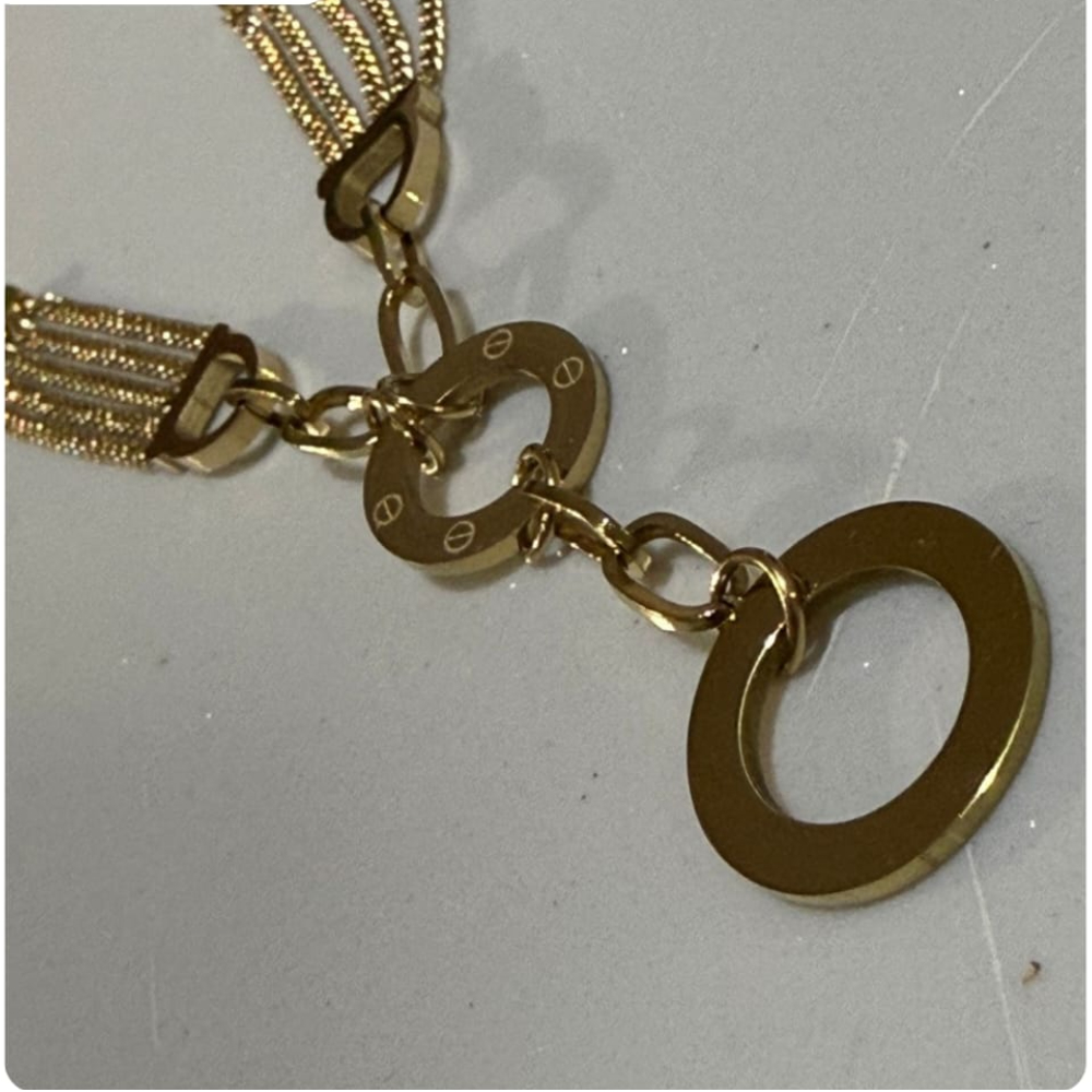 Circular chain necklace