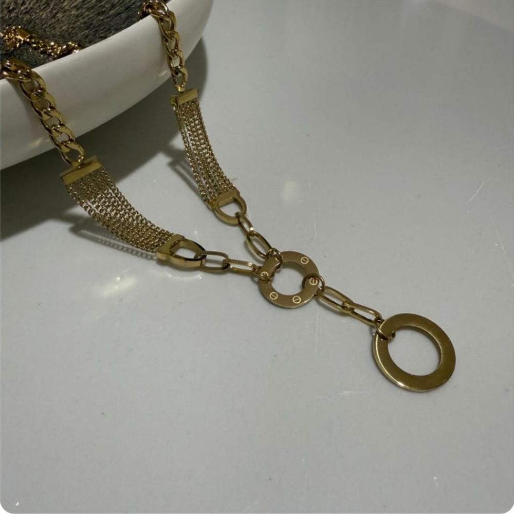 Circular chain necklace
