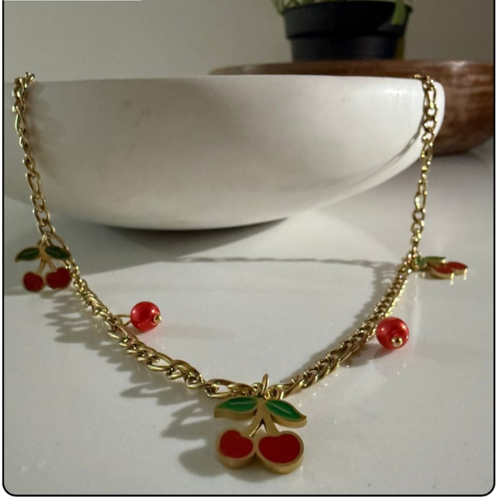 Cheery necklace