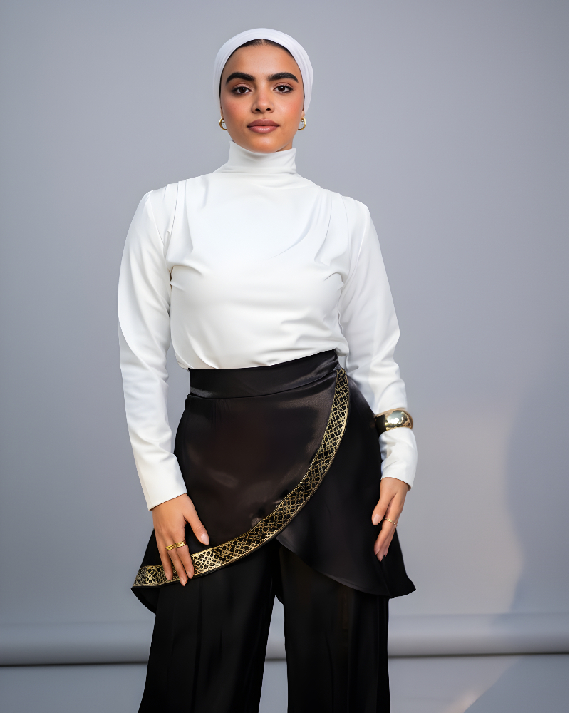 Draped Seamless Top in Off White